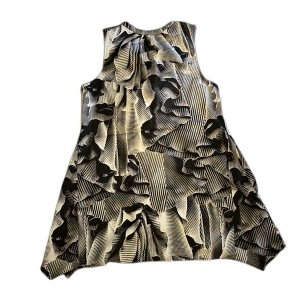 NEW YORK & COMPANY ABSTRACT SLEEVELESS TANK TOP - Picture 4 of 4